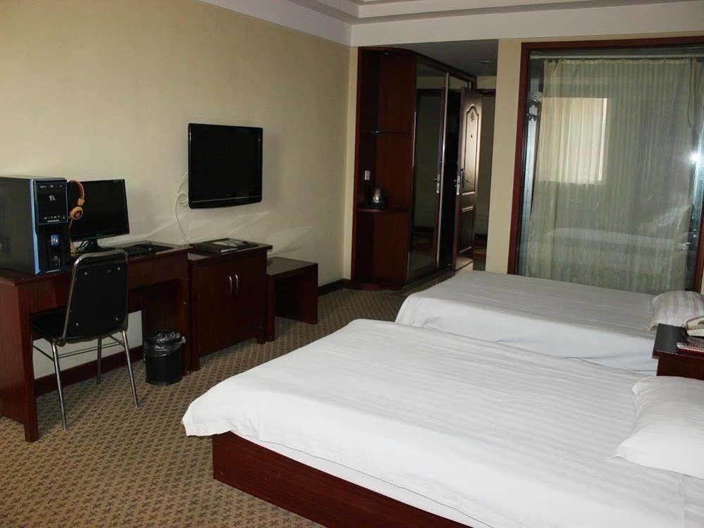 Greentree Inn- Linyi Bus Station Branch Luaran gambar